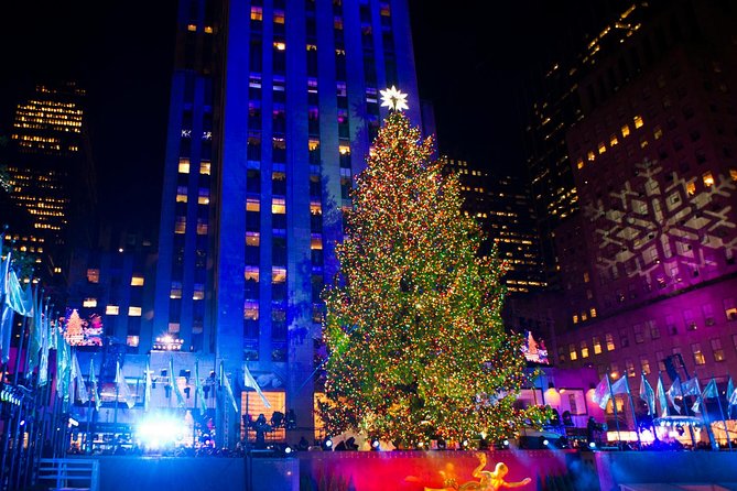 New York City Christmas Holiday Lights and Markets Walking Tour - St. Patrick’s Cathedral and Rockefeller Center