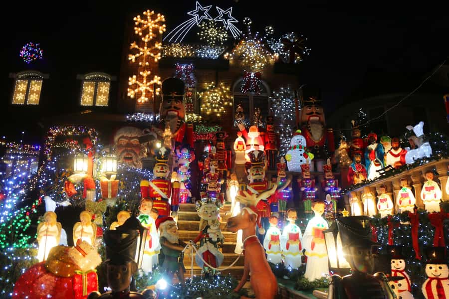New York: Dyker Heights Christmas Lights Guided Walking Tour - The walk through the decorated blocks