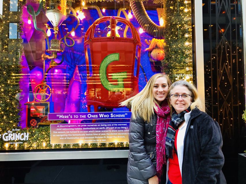 New York Holiday Lights and Movie Sites Bus Tour - Rockefeller Center and the Home Alone 2 connection