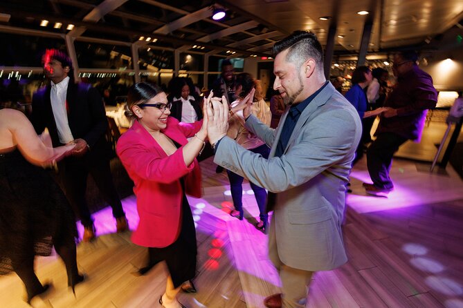 New York Pier 15 New Year's Eve Buffet Dinner Cruise - Practical details before you commit