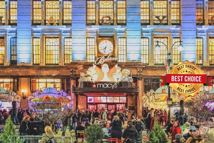 New York: Rockefeller Center Christmas Tree Pedicab Tour - What the tree-lighting timing means