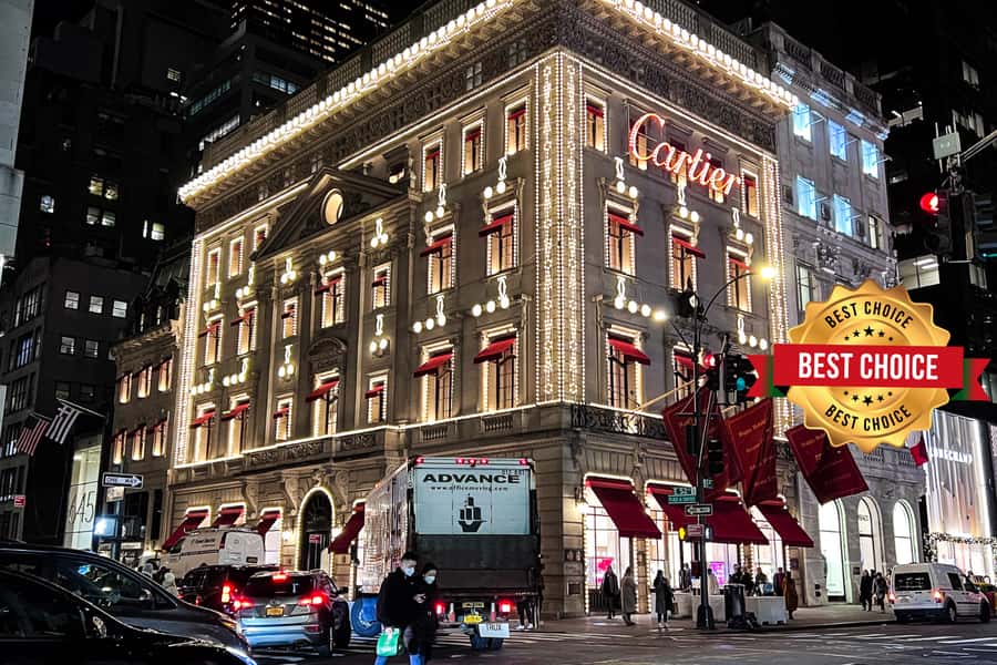 New York: Rockefeller Center Christmas Tree Pedicab Tour - The guides shape the experience