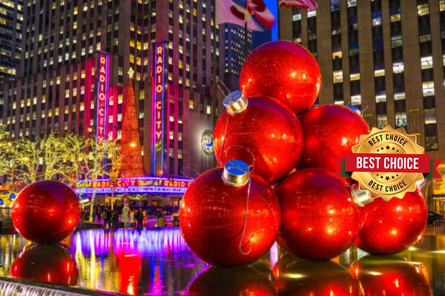 New York: Rockefeller Center Christmas Tree Pedicab Tour - Fifth Avenue’s holiday windows