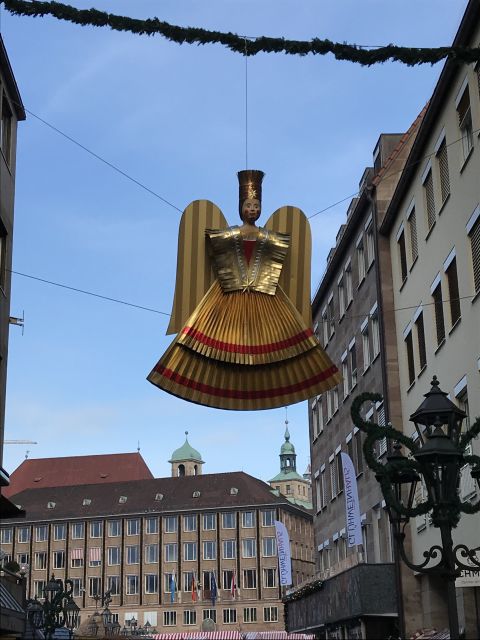 Nuremberg: Christmas City Culinary Tour - Sausage, Lebkuchen, and hot wine