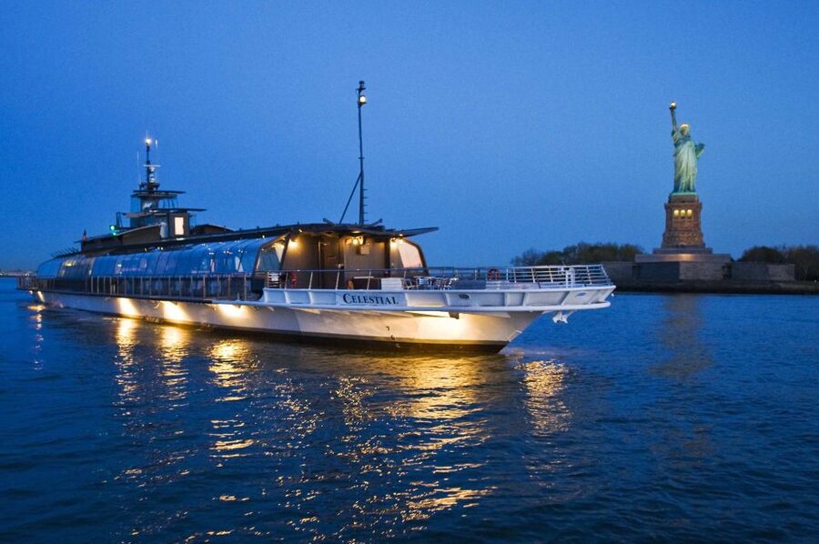 NYC: Christmas Eve Gourmet Brunch or Dinner Harbor Cruise - Christmas Eve on the Hudson River