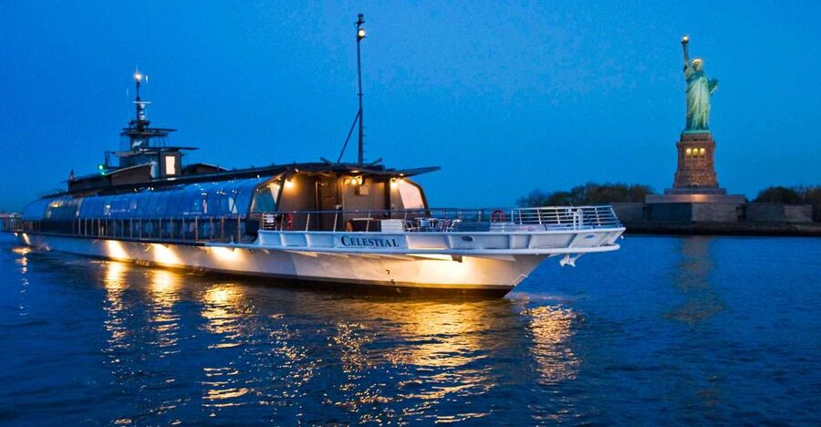 NYC: Christmas Eve Gourmet Brunch or Dinner Harbor Cruise - Music, decor, and the onboard mood