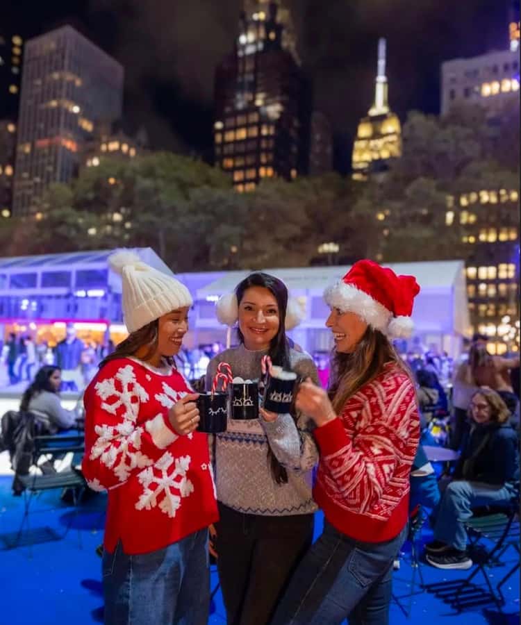 NYC: Christmas Holiday Guided Walking Tour with Dessert - Grand Army Plaza and the Home Alone 2 route
