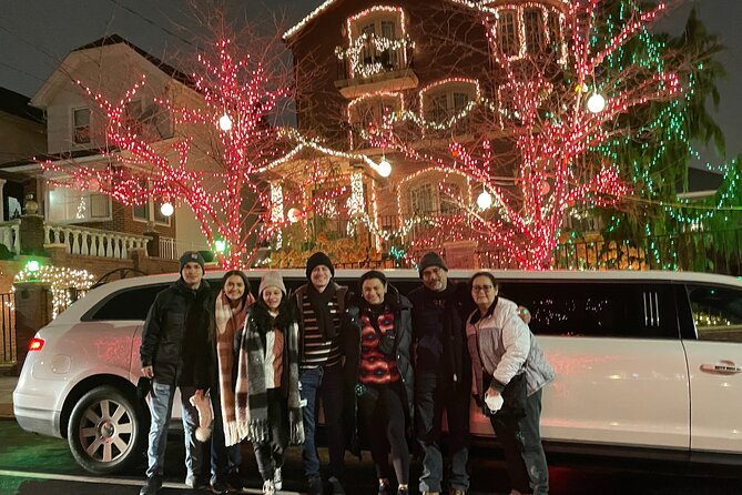 NYC Christmas Lights Tour by Limousine, SUV Or VAN. Dyker Heights - Is $999 a fair price for six people?