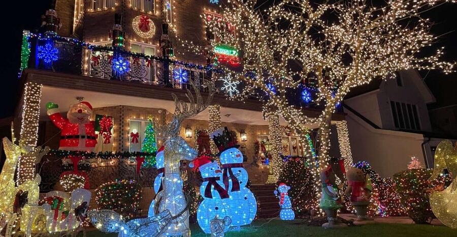 NYC | French guided tour of Christmas in Brooklyn - Taking the subway to Dyker Heights