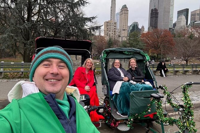 NYC Holiday Lights and Magic Pedicab Tour - Bergdorf Goodman delivers a very short window stop