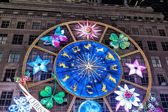 NYC Holiday Lights Tour - Wall Street, the NYSE tree, and Federal Hall