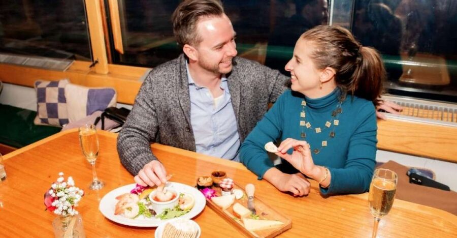 NYC: Night Holiday Lights and Cocoa Cruise - A holiday cruise with a proper New York backdrop
