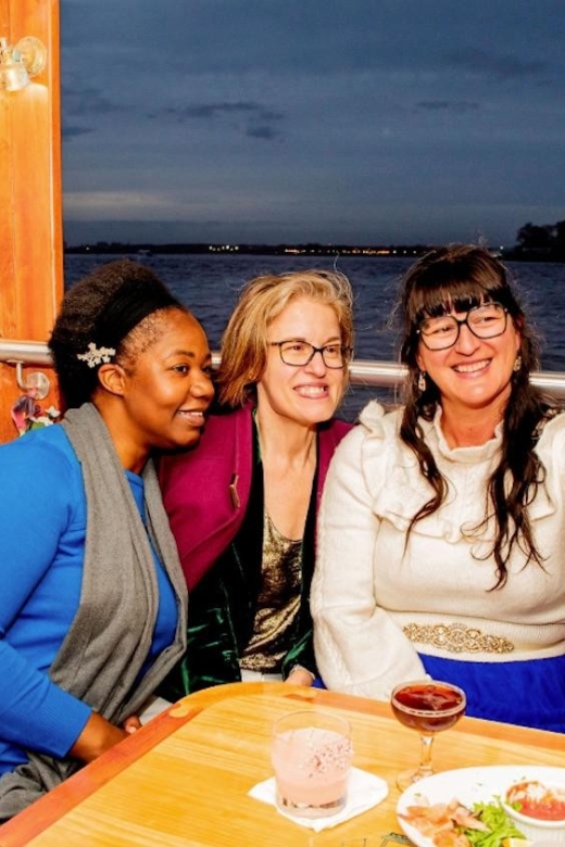 NYC: Night Holiday Lights and Cocoa Cruise - Seeing Lower Manhattan from the harbor