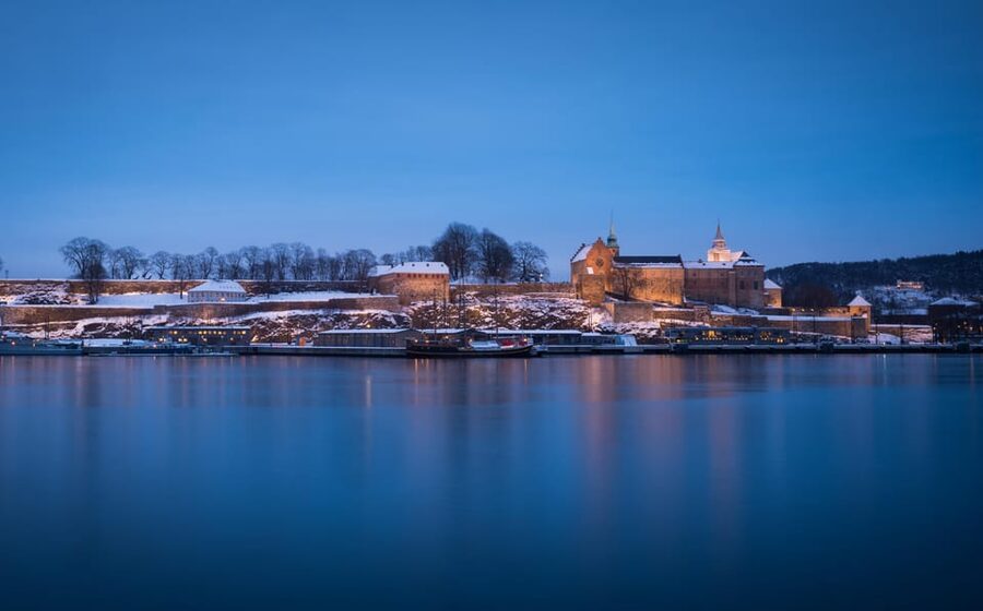 Oslo: 2-hour Christmas Private Walking Tour - Starting at the Nobel Peace Center and Aker Brygge