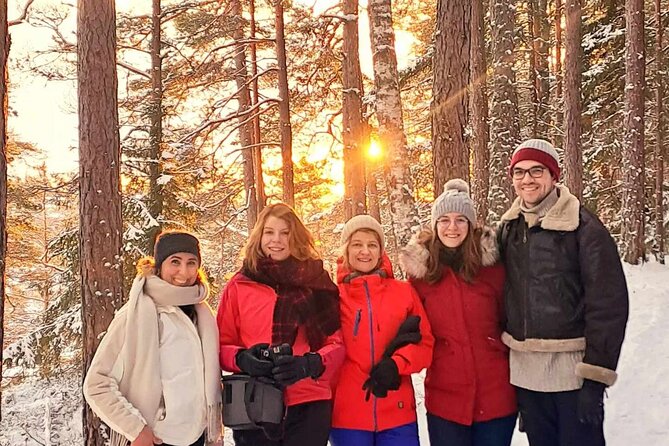 Oslo: Winter wonderland forest hike & campfire with a dog - Guides, group size, and the personal feel