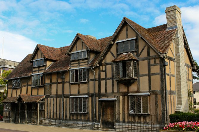 Oxford, Cotswolds & Stratford-upon-Avon Tour with Christmas Lunch - The Cotswolds from the coach window