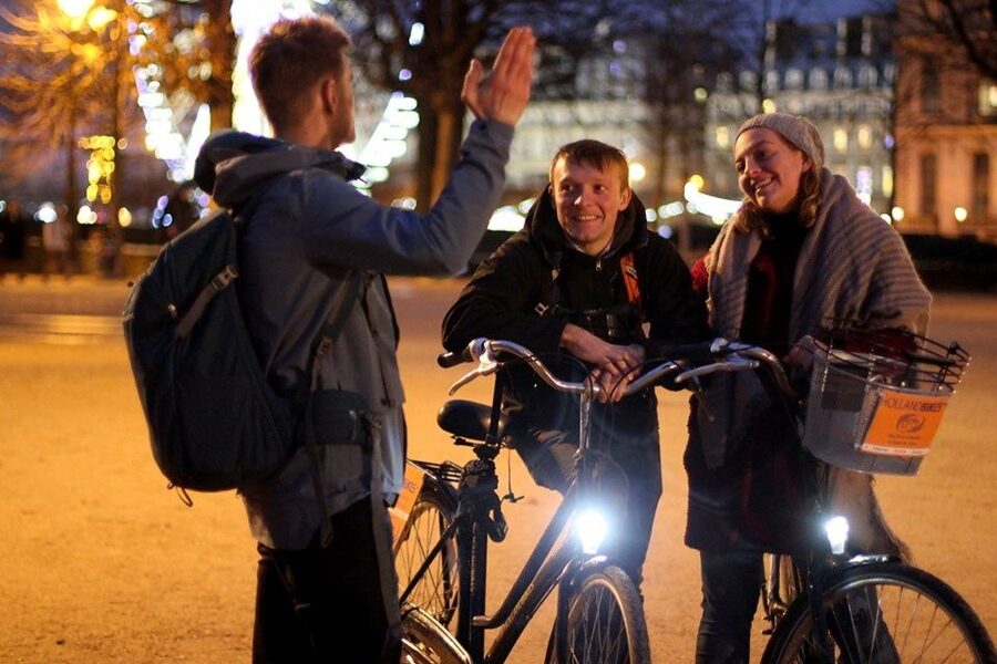 Paris at Christmas: 3-Hour Bike Tour - Grand Palais, Pont Alexandre III, and the Seine