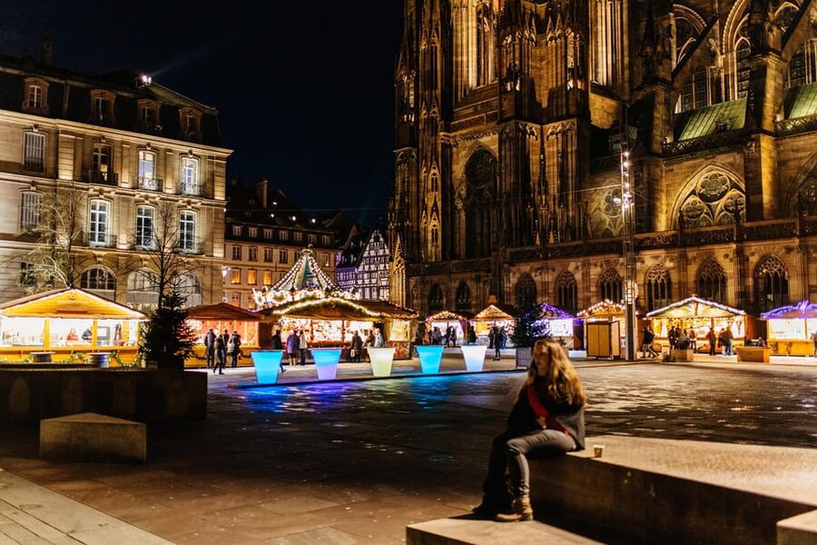 Paris: Christmas Market Guided at Notre Dame & Food Tasting - Key points to know before booking