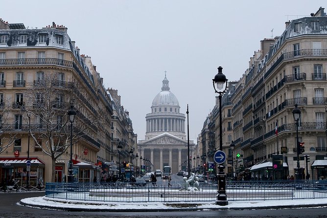 Paris Christmas Tour with a Local Guide: Custom & Private - What the guide adds to the experience