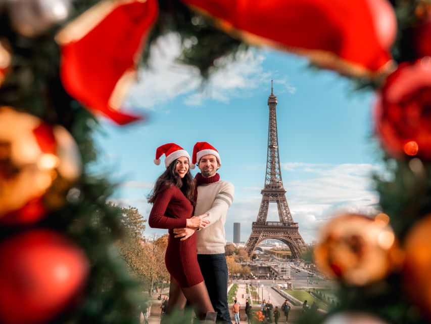 Paris: Private Christmas Photoshoot with Props - What the five-star feedback tells you