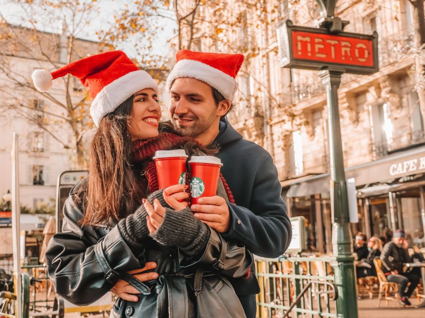 Paris: Private Christmas Photoshoot with Props - Who will enjoy this most