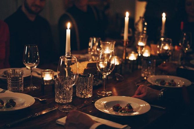 Party Like A Berliner at Christmas - From dinner to dancing in the living room