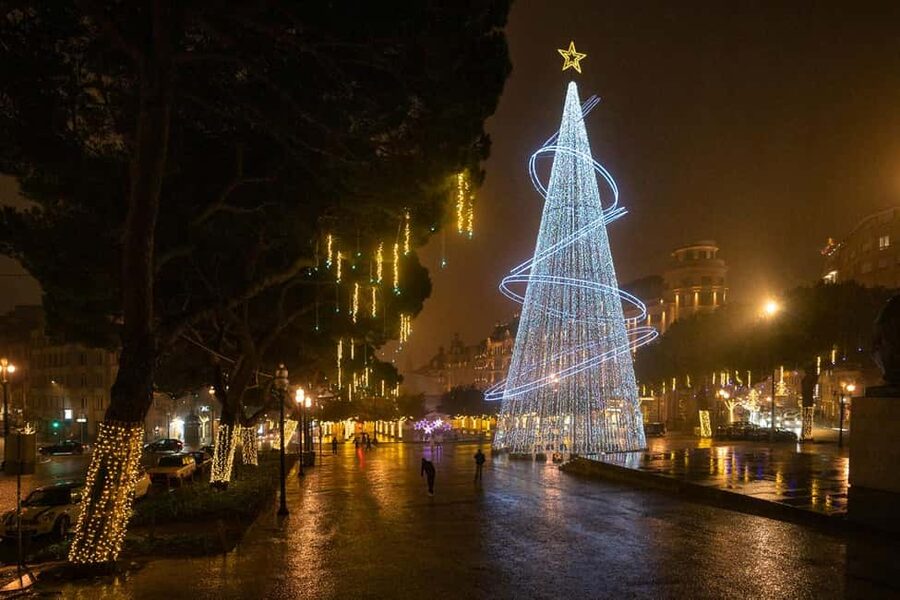 Porto: Christmas Lights Flexible Walking Tour - Clérigos Tower and the Cordoaria market