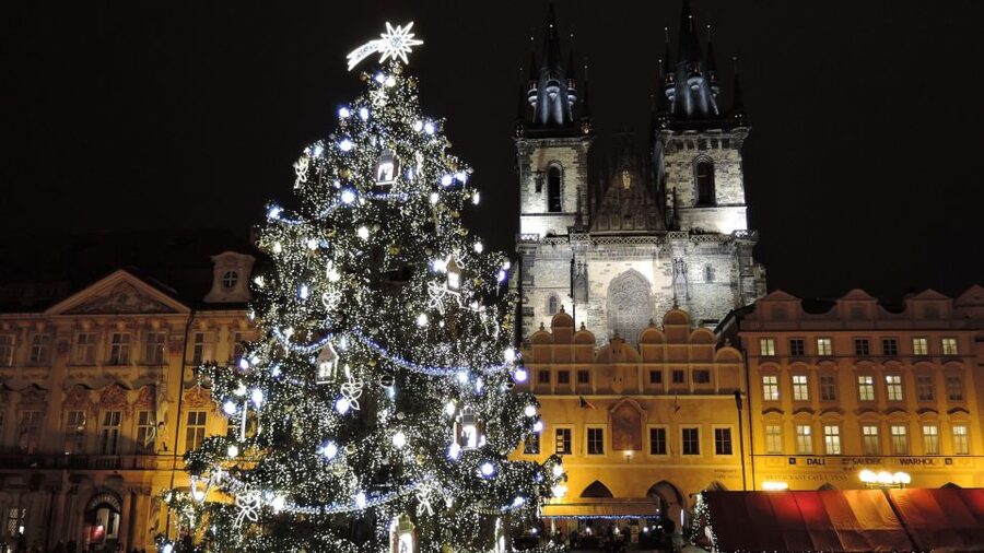 Prague: 2-3h Magical Christmas Markets Tour with Inclusions - Why Prague’s smaller Christmas markets matter