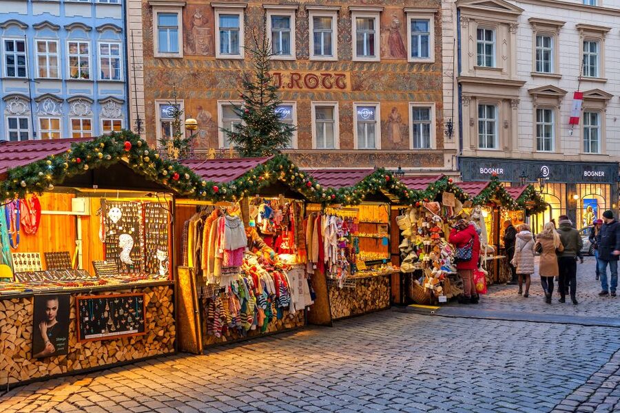 Prague: 2-3h Magical Christmas Markets Tour with Inclusions - Is $100 a fair price?