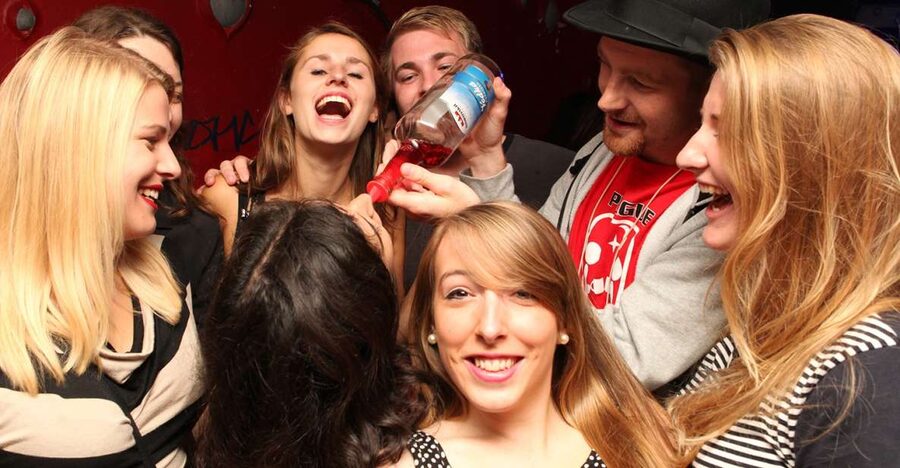 Prague: New Year's Eve Pub Crawl & Karlovy Lazne Club Entry - Starting New Year’s Eve in Prague with an open bar