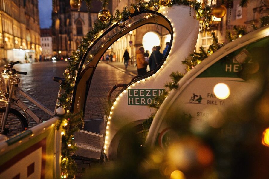 Private Christmas Tour in Münster including Glühwein - Moving between six markets instead of choosing one
