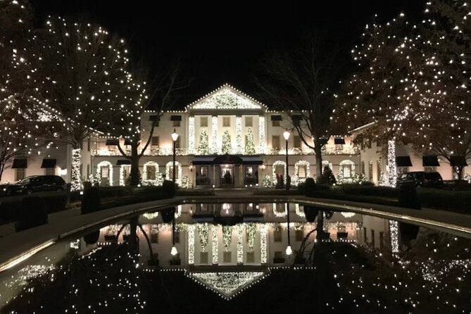 Private Colonial Williamsburg Christmas Holiday Decorations Walking Tour - Key points at a glance