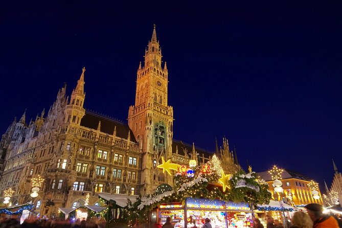 Private Munich Christmas Walking Tour + Glühwein & Snacks - What the guide adds beyond a market stroll