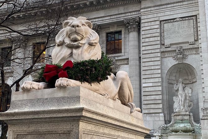 Private New York City Christmas Walking Tour - What $80 per person gets you
