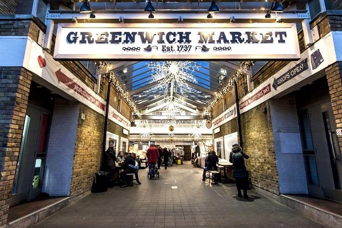 Private Tour: Experience the Christmas Magic in London - Starting beneath Covent Garden’s Christmas tree