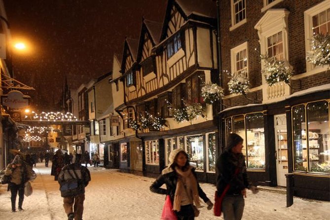 Private York Christmas Walking Tour - York City Walls: a two-thousand-year opening