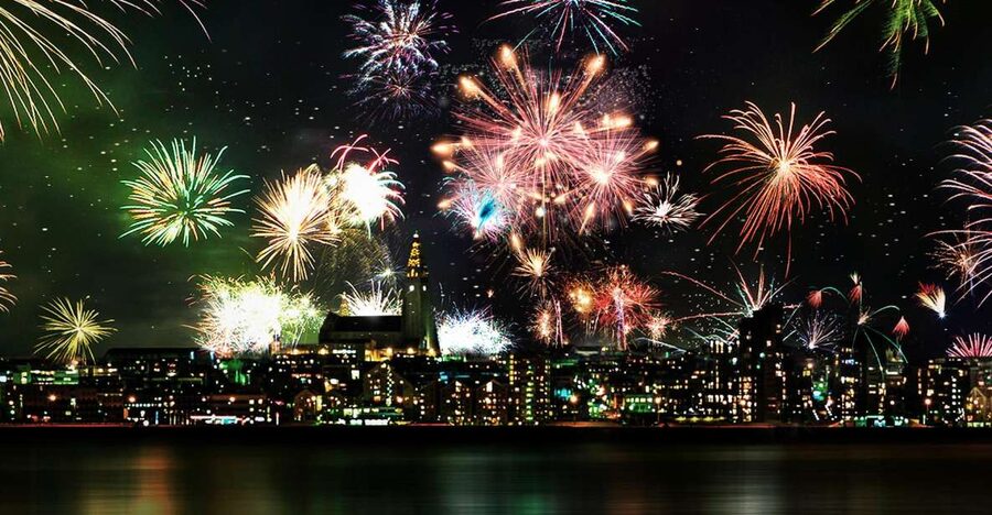 Reykjavik: New Years Fireworks Midnight Cruise - Key points to know before booking