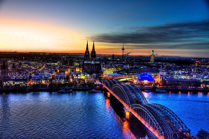 Roman City of Cologne: Day Trip from Amsterdam Christmas market - Cologne Cathedral in a 30-minute visit