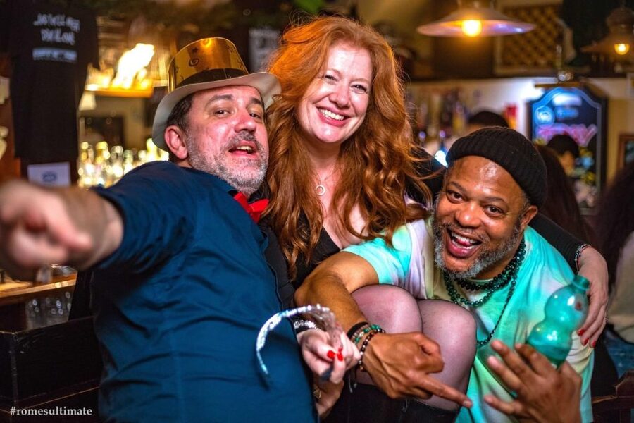 Rome: NYE Pub Crawl and Club - Two more pubs and welcome shots