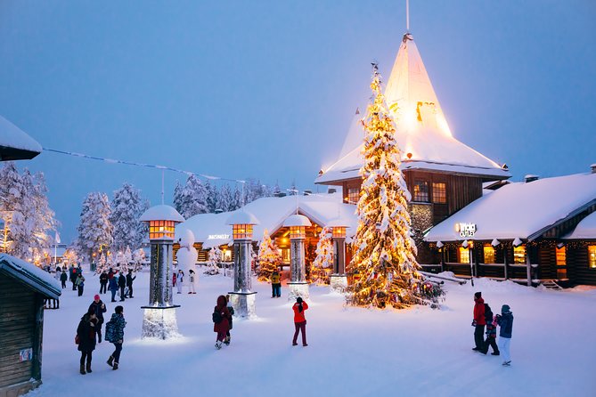Rovaniemi Guided Tour and Santa Claus Village - Meeting Santa in his office