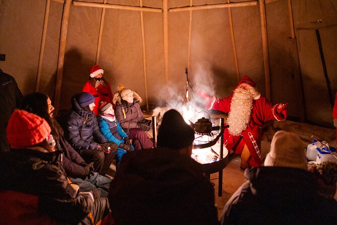 Rovaniemi: Meet Santa Claus & Northern Lights Experience - From central Rovaniemi to a private forest