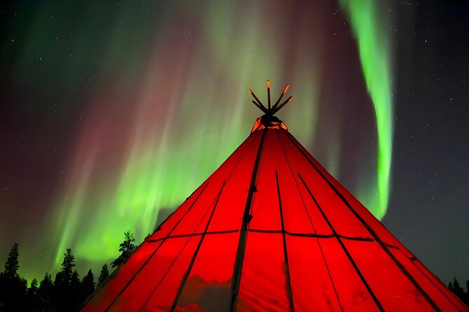 Rovaniemi: Meet Santa Claus & Northern Lights Experience - A quieter meeting with Santa