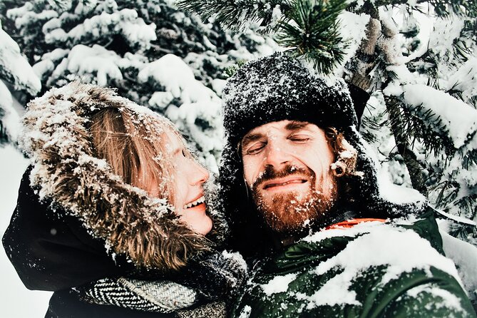 Rovaniemi: Private Winter Wonderland Photoshoot Tour - Isaac’s role as photographer and guide