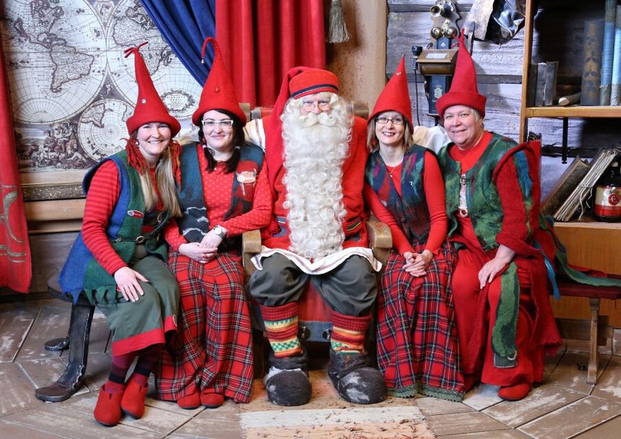 Rovaniemi: Santa Claus Village and Arctic Circle - What the guide adds to the visit