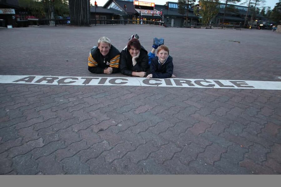 Rovaniemi: Tour to Santa Claus Village with Hotel Transfer - Timing, pickup, and cancellation advice