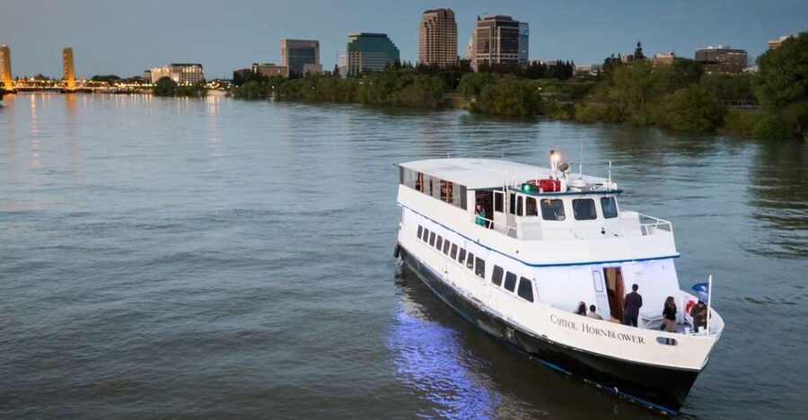 Sacramento: New Year's Eve Rock the Yacht Cruise - Is $122 a fair price?