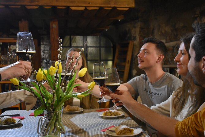 Salzburg Christmas Cookies and Apple Strudel Cooking Lesson - Key points to know before booking