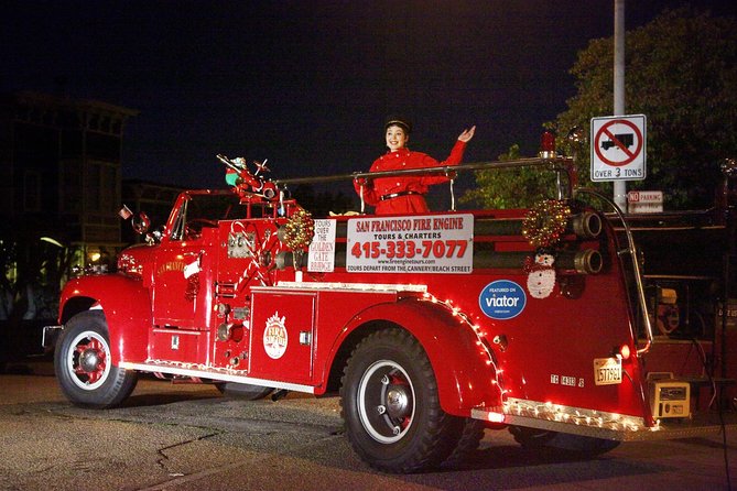 San Francisco Fire Engine Holiday Lights Tour - Downtown San Francisco with music and city stories