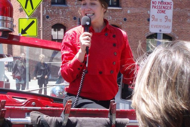 San Francisco Fire Engine Holiday Lights Tour - Why the guide can make or break the evening