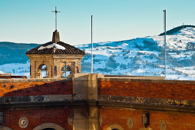 San Marino’s Starlit Stroll: A Christmas Walking Tour - Reaching Guaita Tower and the final view